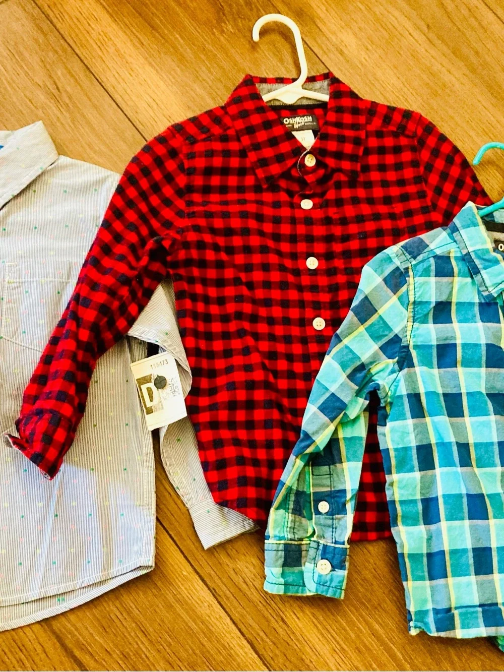 Carter's Boys Button-Down Shirts Name Brand NICE Size 3t - 5 Shirts